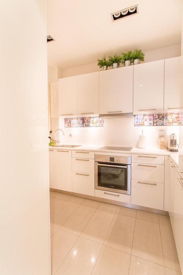 A Cozy Apt In Kolonaki Of เอเธนส์ ภายนอก รูปภาพ